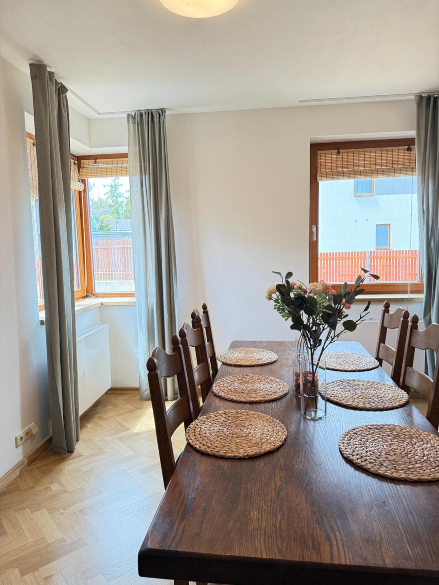 Familyvilla, New 4 Luxury Big Apartments, Parking براغ المظهر الخارجي الصورة