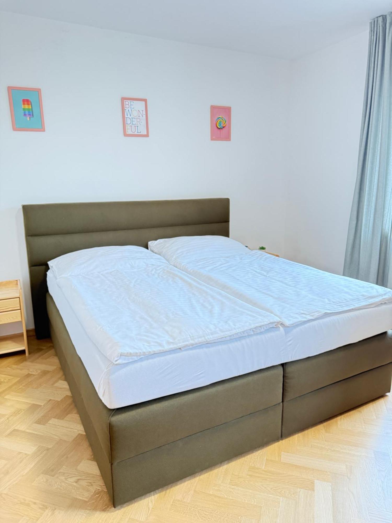 Familyvilla, New 4 Luxury Big Apartments, Parking براغ المظهر الخارجي الصورة